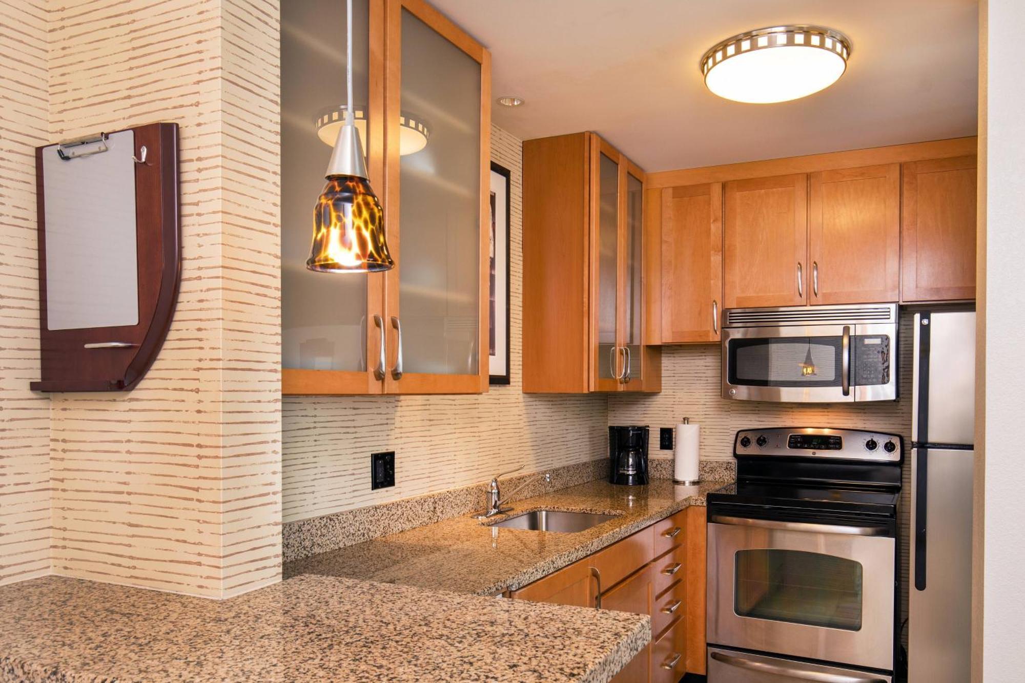 Downtown Waterfront 3* Portland